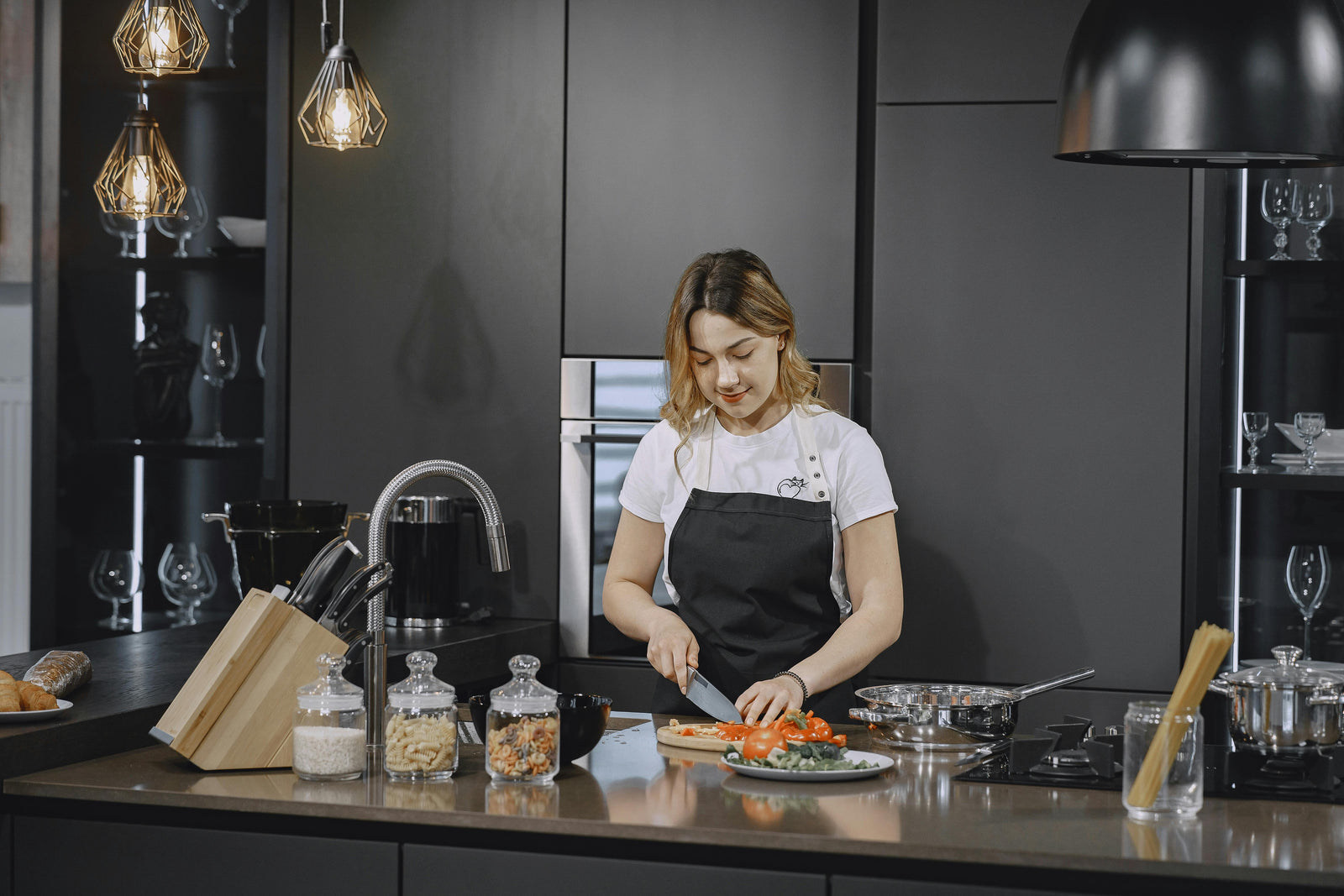 Kitchen Knives & Accessories