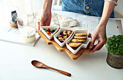 4PCS Christmas Tree Ceramic Plate Set Holiday Snack Tray with Bamboo Stand Festive Serving Dish & Decoration